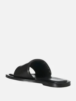 Keera - Black