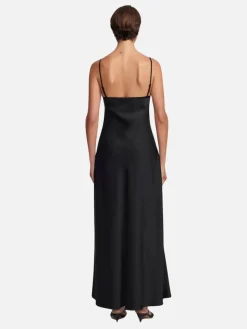 Timeless Slip - Black